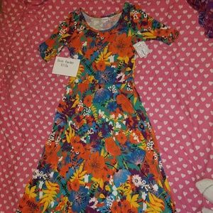 Large tropical floral Ana